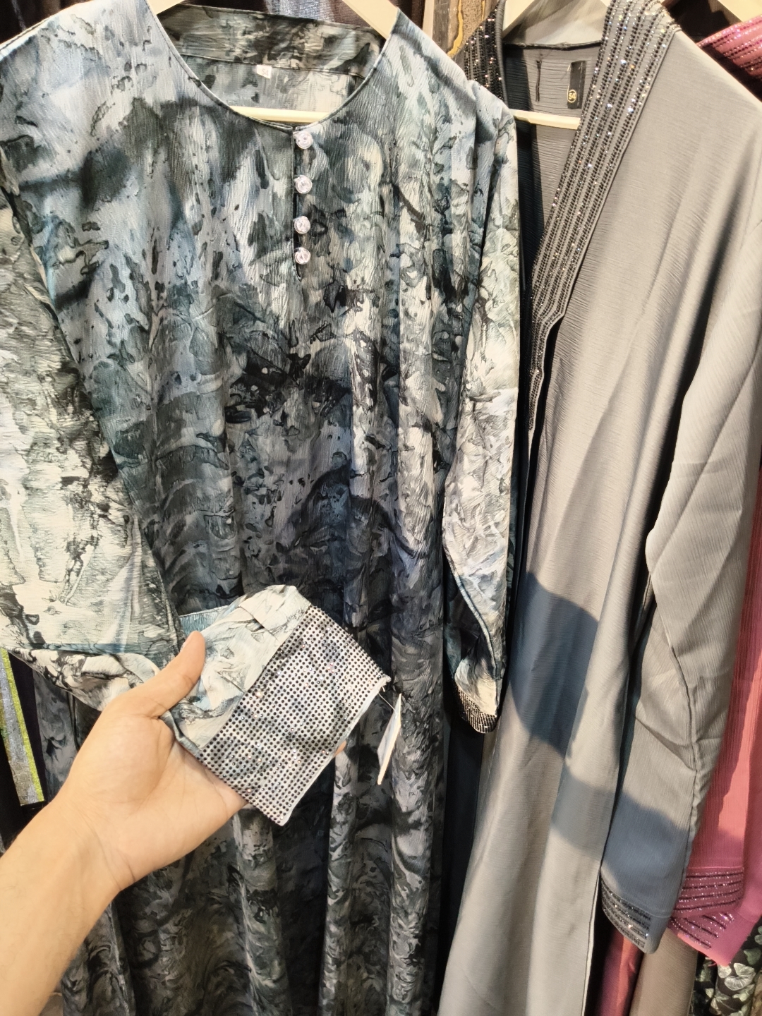Abaya with work on sleeves